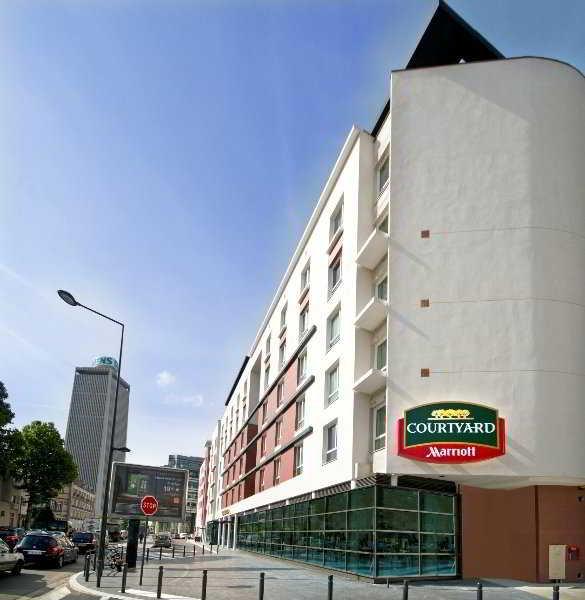 Hotel Courtyard By Marriott Paris Saint Denis Exterior foto